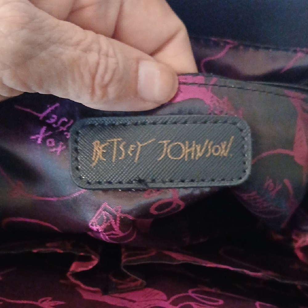 Betsey Johnson Black and White Satchel - Picture 4 of 14